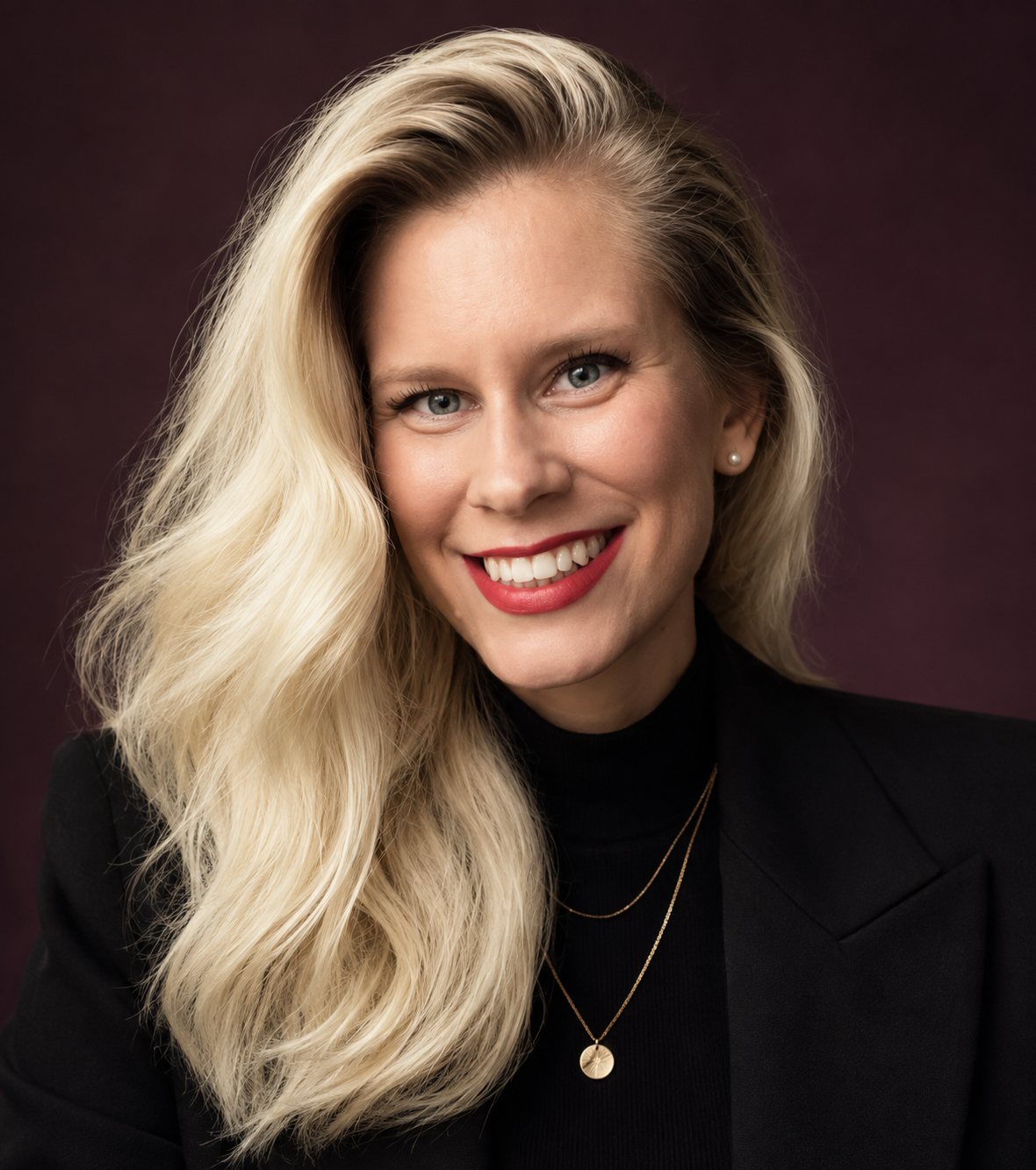 Avatar of Kelly Hogan